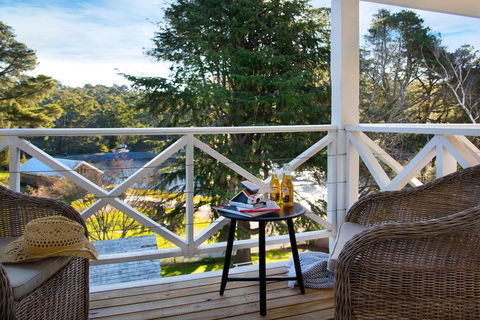 Lake Daylesford Apartment 5 - Holiday Jervis Bay 1