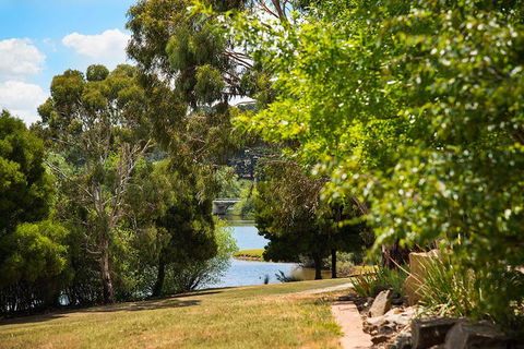 Lake Daylesford Lodge 3 - Holiday Jervis Bay 3