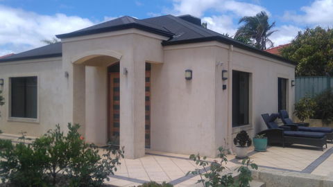 Lake Estate Stay - Holiday Jervis Bay 0