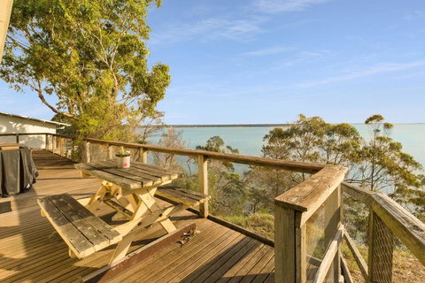 Lakescapes Cottage - 180 Degree Panoramic Views - Holiday Jervis Bay 1