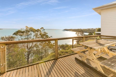 Lakescapes Cottage - 180 Degree Panoramic Views - Holiday Jervis Bay 2