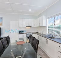 Lakeside Cabin - Holiday Jervis Bay