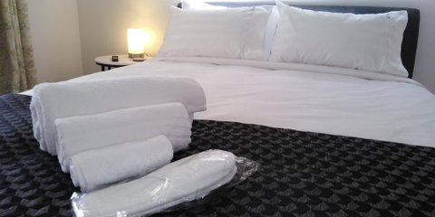 Lakeside Retreat & Business - Holiday Jervis Bay 2