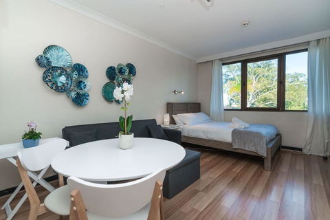 Lane Cove Studio - POOL - PARKING - WIFI - Holiday Jervis Bay 0