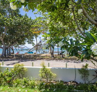 Lei Lo - Holiday Jervis Bay