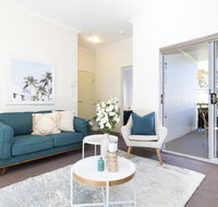 Light bright and spacious unit close to beaches - Holiday Jervis Bay