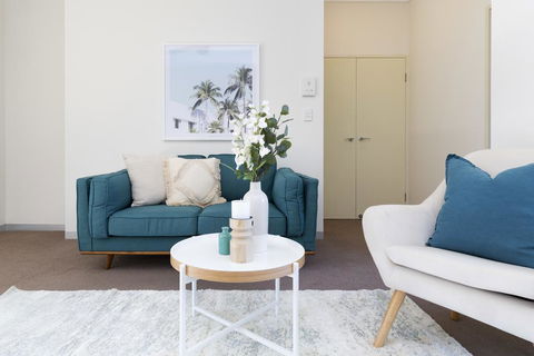 Light, Bright And Spacious Unit Close To Beaches - Holiday Jervis Bay 1