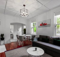 Luxurious Historic Home with Harbour Bridge Views - Holiday Jervis Bay