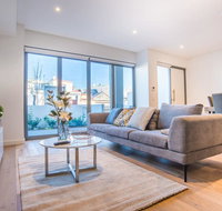 Luxurious Townhouse With Natural Light In Rosebery - Holiday Jervis Bay