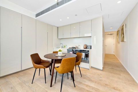 Luxury And Right Next To The Central Station & Shopping Center - Holiday Jervis Bay 2