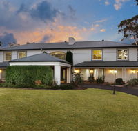 Luxury Bungalow - Holiday Jervis Bay
