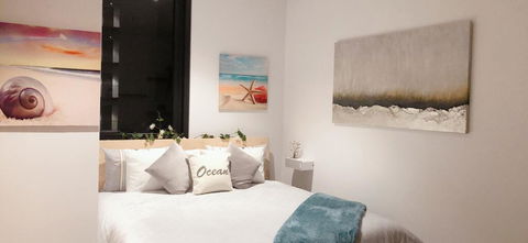 LUXURY KING APARTMENT PARRAMATTA CBD 1 MIN FROM STATION & WESTFIELD Sleeps 4 - Holiday Jervis Bay 1