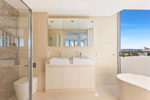Luxury Ocean Penthouse - Holiday Jervis Bay 1