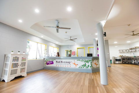 Mad Monkey Backpackers Village - Holiday Jervis Bay 1
