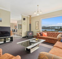 Manfield City Waterfront View Cottage - Holiday Jervis Bay