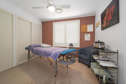 Marche Home Stay, Immaculate Presentation, Private & Relaxing - Holiday Jervis Bay 1