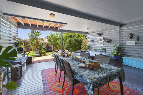 Marche Home Stay, Immaculate Presentation, Private & Relaxing - Holiday Jervis Bay 0