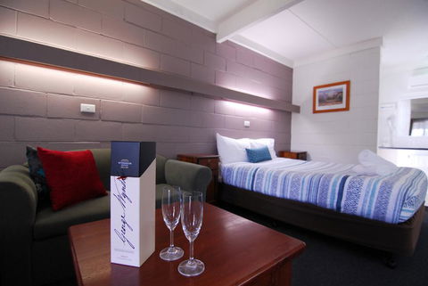 Mayfair Motel - Holiday Jervis Bay 1