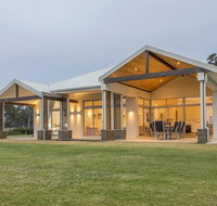 Metricup House - elegant country retreat - Holiday Jervis Bay