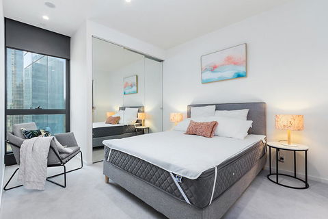Modern 1 BR Apt On Southbank - BRAND NEW! - Holiday Jervis Bay 3