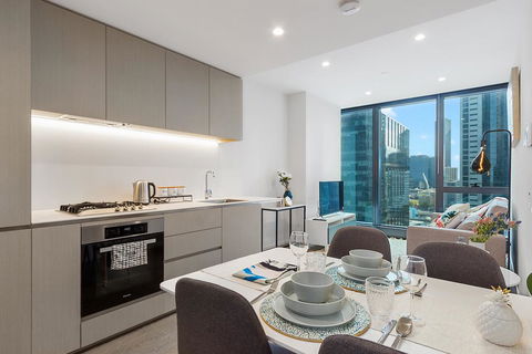 Modern 1 BR Apt On Southbank - BRAND NEW! - Holiday Jervis Bay 2