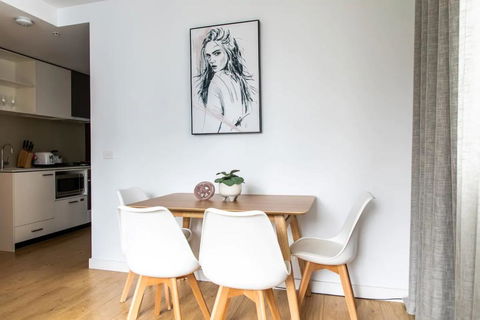 Modern And Trendy 2 Bedroom Apartment In Lovely Southbank - Holiday Jervis Bay 2