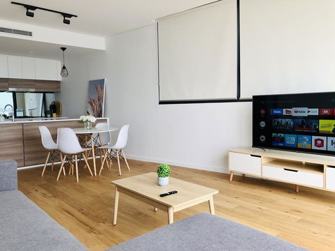 Modern Designer 2BR Apartment Near Airport & Beach - Holiday Jervis Bay 2