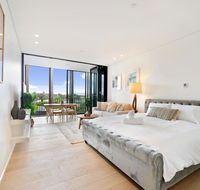 Modern Luxury Apartment in the Heart of Sydney CBD - Holiday Jervis Bay