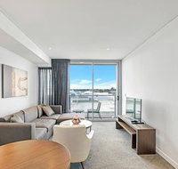 Modern Studio Apartment in Chatswood - Holiday Jervis Bay
