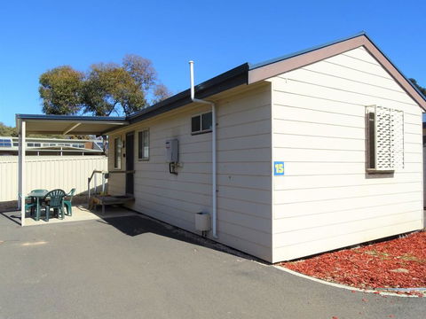 Moonta Bay Cabins - Holiday Jervis Bay 1