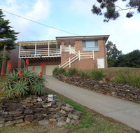 Mountain View Beach House - Holiday Jervis Bay