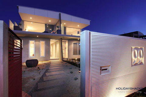 Nautilus Villa Luxury Retreat, Modern, Large Double Beachfront Townhouse, Water Views - Holiday Jervis Bay 0