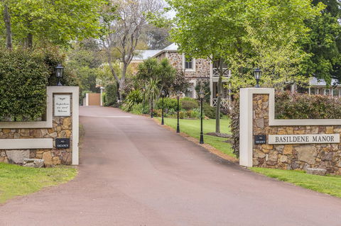 Grand Mercure Basildene Manor - Holiday Jervis Bay 15