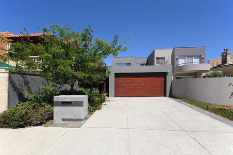 Cottesloe Beach House II - Holiday Jervis Bay 22