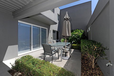 Cottesloe Beach House II - Holiday Jervis Bay 21