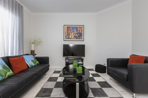 Cottesloe Beach House II - Holiday Jervis Bay 6