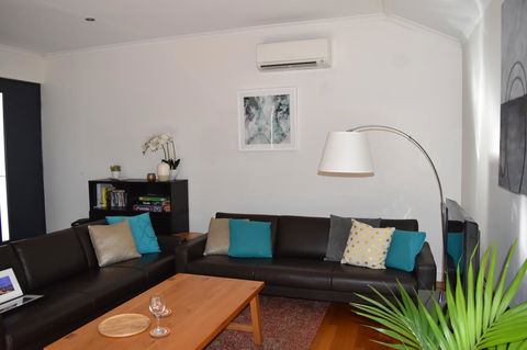 Central Executive Townhouse - Holiday Jervis Bay 13