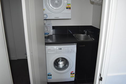 Central Executive Townhouse - Holiday Jervis Bay 10