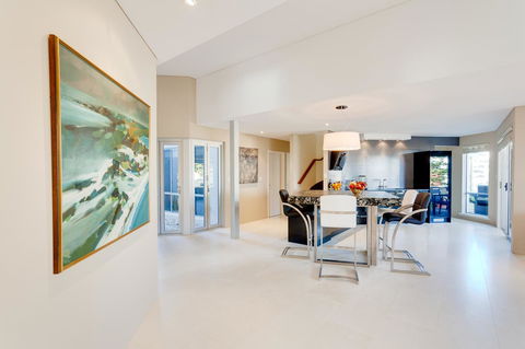 Cottesloe Contemporary Villa - Holiday Jervis Bay 5