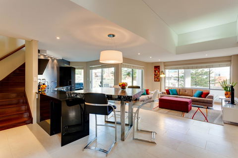 Cottesloe Contemporary Villa - Holiday Jervis Bay 9
