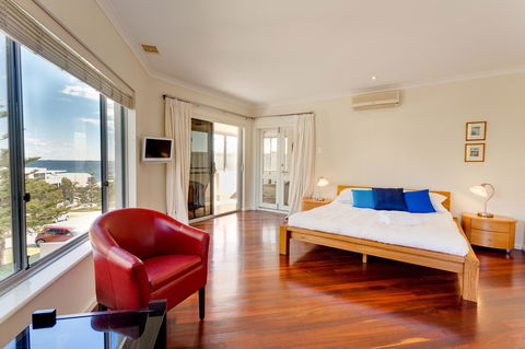 Cottesloe Contemporary Villa - Holiday Jervis Bay 0