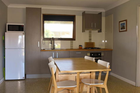 Swan Valley Sisters - Holiday Jervis Bay 23