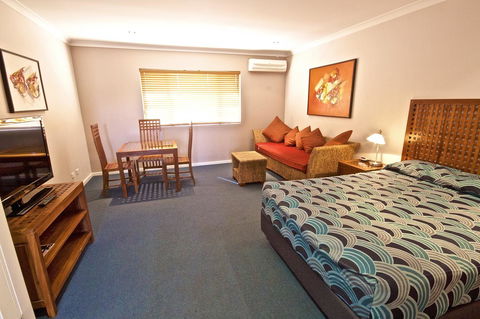 Bunbury Motel And Apartments - Holiday Jervis Bay 2