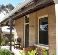 Hotham Ridge Winery and Cottages - Holiday Jervis Bay