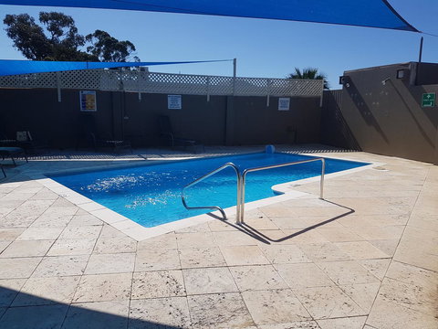 Mandurah Foreshore Motel - Holiday Jervis Bay 5