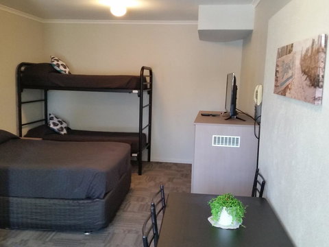 Mandurah Foreshore Motel - Holiday Jervis Bay 12