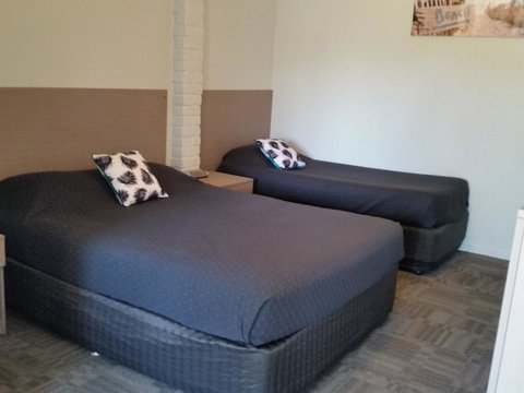 Mandurah Foreshore Motel - Holiday Jervis Bay 7