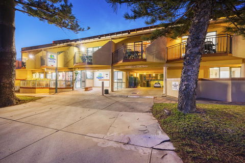 Cottesloe Beach Chalets - Holiday Jervis Bay 6