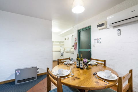 Cottesloe Beach Chalets - Holiday Jervis Bay 36