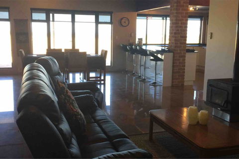 Ocean View Homestead - Holiday Jervis Bay 28